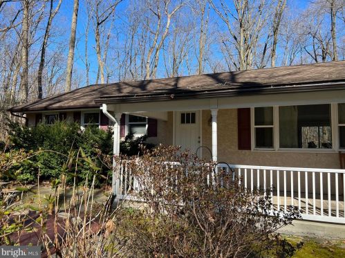 572 Rock Run Rd, Pottstown, PA 19465-8818
