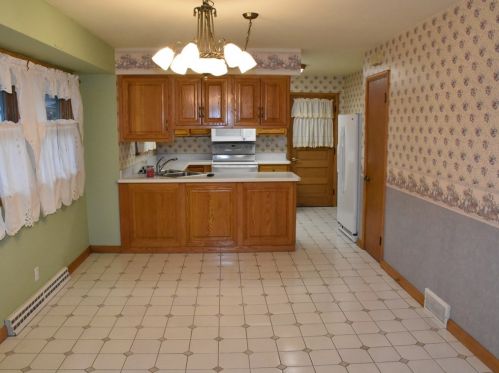 541 Gilmore St, Meadville PA  16335-1568 exterior