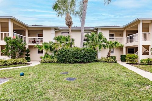 725 Landover Ct, Naples, FL 34104-7806