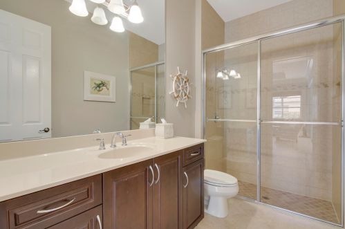 7906 Arbor Crst Way, West Palm Beach FL  33412-2467 exterior