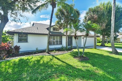 1432 Spanish Oak Way, West Palm Beach, FL 33414-5841