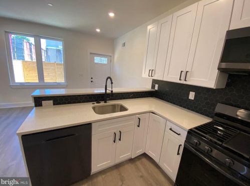 821 Diamond St, Philadelphia PA  19122-1334 exterior