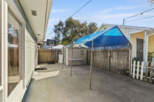 2800 Devonshire Ave, Redwood City CA  94063-3211 exterior