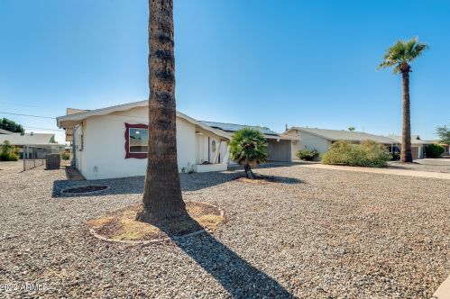 10307 Sun City Blvd, Sun City, AZ 85351-3856