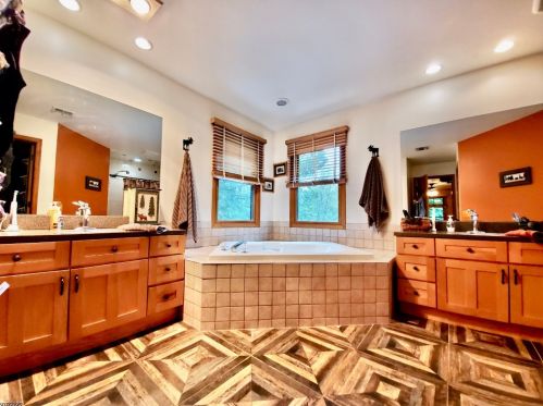 39 Pidgeon Hill Rd, Wantage NJ  07461-2731 exterior