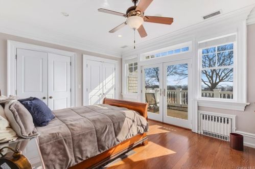 8 Hilltop Dr, Rye Brook NY  10573-5308 exterior