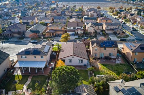 16278 Prairie Fire Ct, Lathrop CA  95330-8963 exterior