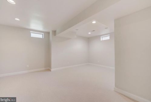 4424 Tuscany Ct, Woodbridge VA  22192-5519 exterior