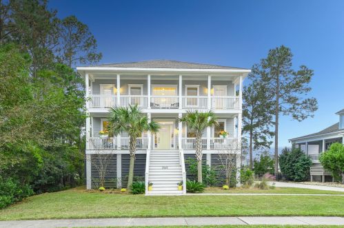 2601 Crooked Stick Ln, Mount Pleasant SC  29466-8738 exterior