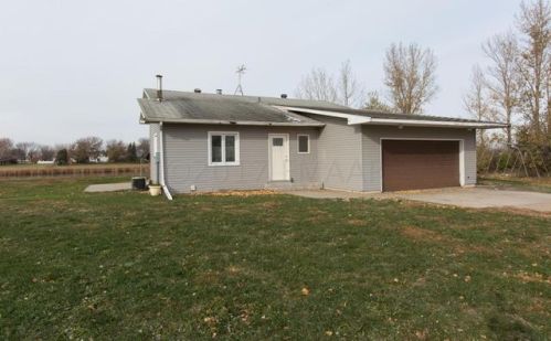 4810 52nd Ave, Prosper ND  exterior