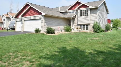 3727 Woodside Dr, Monticello, MN 55362-8666