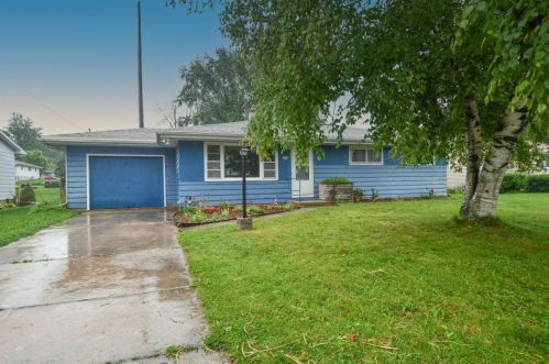 1511 Sandy Ln, Watertown WI  53098-1610 exterior