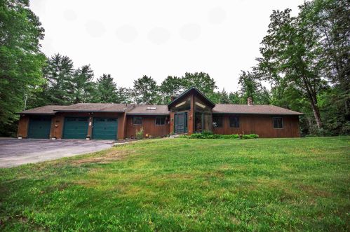 31 Mountain Rd, Deerfield, NH 03037-1547