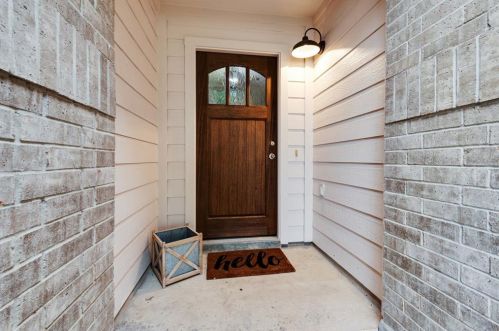 1320 Newbury St, Georgetown TX  78626-7615 exterior