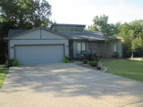 8 Long Leaf Ct, Brandenburg, KY 40108-7103