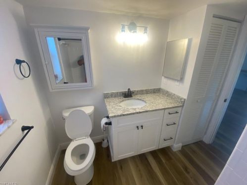 185 Palm Dr, Naples, FL 34112-6045