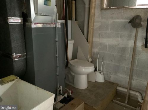 364 Adrian Rd, Collegeville PA  19426-1602 exterior