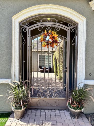 5868 Joslyn Ln, Gilbert, AZ 85298-8713