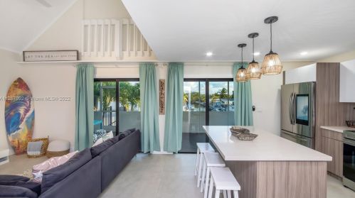 3 Eagle Dr, Key Largo FL  33037-3006 exterior