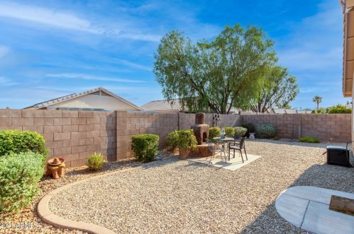 15719 Elm St, Sun City AZ  85374-4345 exterior