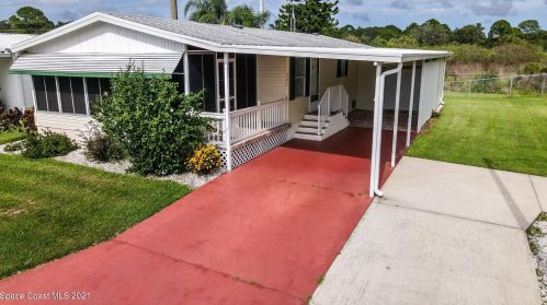 307 Basswood Ct, Cocoa FL  32926-3159 exterior