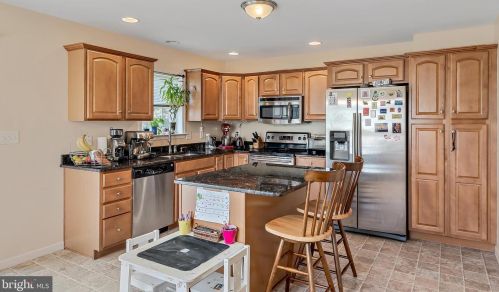 440 Waterleaf Ct, Navy Sup Dpt PA  17050-2489 exterior