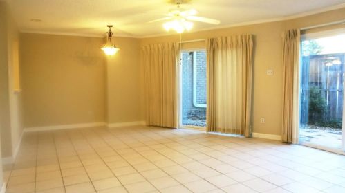 6308 Rice Ave, Bellaire, TX 77401-3314