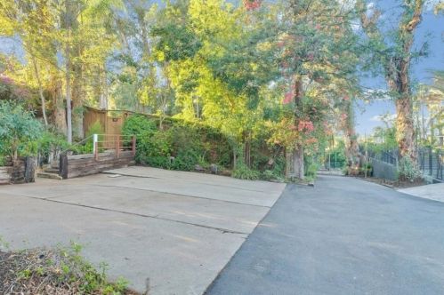 195 Ferrari Way, Anaheim, CA 92807-3609