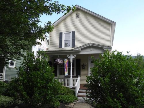 21 Davis Ave, Hammondsport, NY 14840-9387