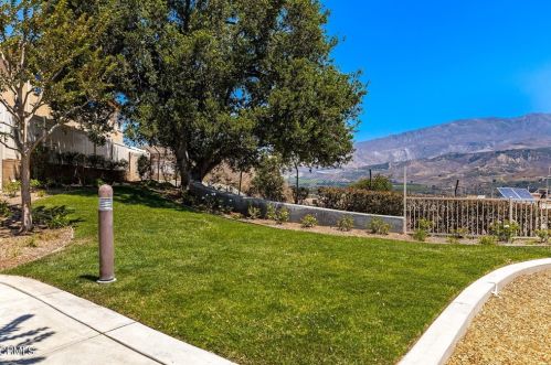 871 Coronado Cir, Santa Paula CA  93060-1666 exterior