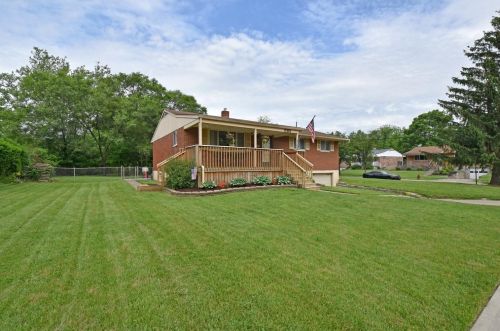 11501 Bernhart Ct, Cincinnati, OH 45246-2905