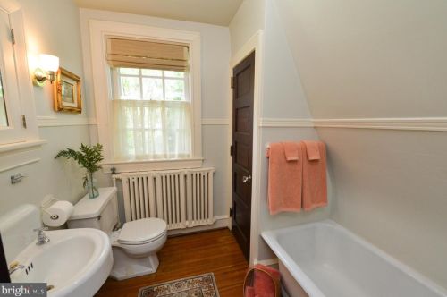 109 Princeton Ave, Wenonah NJ  08090-1938 exterior
