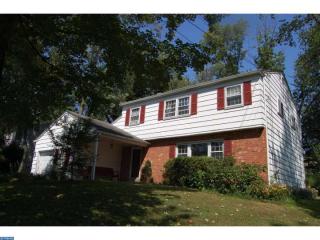 617 Mockingbird Ln, Norristown, PA 19403-1915