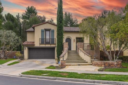 28 Climbing Vine, Irvine CA  92603-0200 exterior