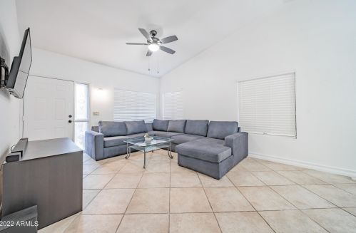 4126 Siesta Ln, Glendale, AZ 85308-7501