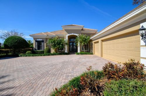 12713 Grand Traverse Dr, Dade City FL 33525-8230 exterior