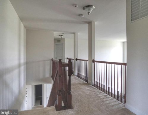 39068 Irish Corner Rd, Lovettsville VA  20180-2742 exterior