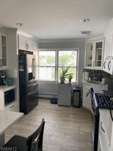 52 Jackson Pl, Moonachie, NJ 07074-1210