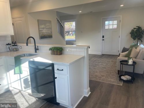 2036 Clearview Ave, Norristown PA  19403-2804 exterior