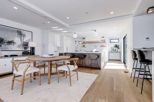 413 Bayview Dr, Manhattan Beach CA  90266-5717 exterior