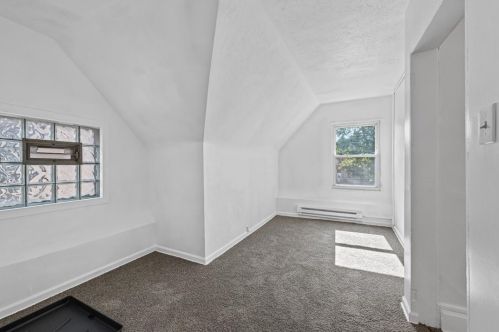 5438 Jackson St, Pittsburgh PA  15206-5311 exterior