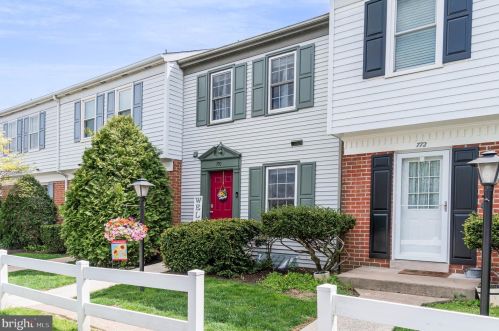 770 Allenview Dr, Navy Sup Dpt, PA 17055-6182