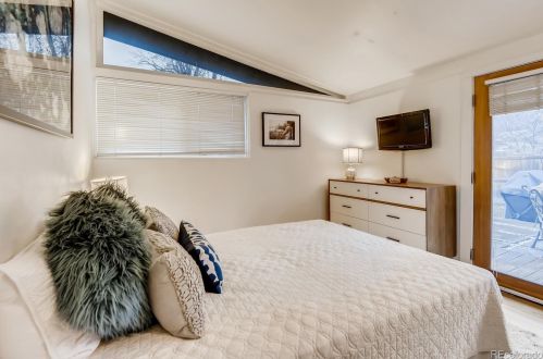 2405 Meade St, Denver CO 80219-5318 exterior