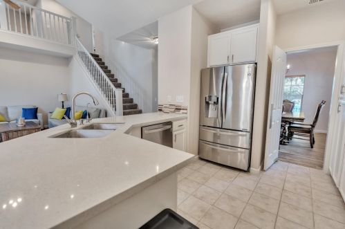 1710 Humboldt Ct, Los Banos CA  93635-5392 exterior