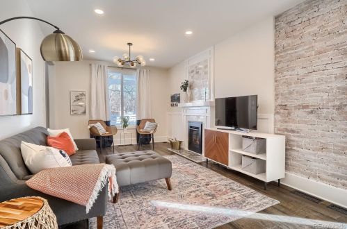 1691 Emerson St, Denver CO 80210-5025 exterior