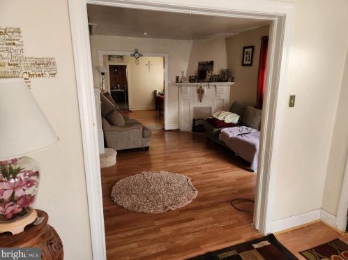 1400 Astor St, Norristown PA 19401-2922 exterior