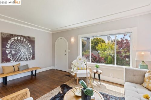 1515 Derby St, Berkeley CA  94703-1816 exterior