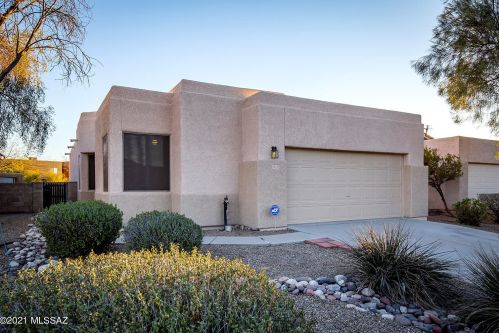 1823 Waterleaf Dr, Tucson, AZ 85704-1751