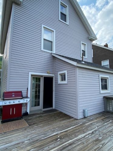 514 Liberty St, Franklin PA  16323-1057 exterior