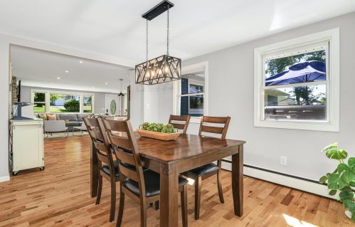 7 Cider Ln, Norwalk CT  06851-3413 exterior